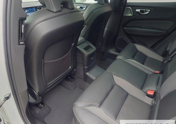 Volvo XC 60 cena 199900 przebieg: 112300, rok produkcji 2021 z Elbląg małe 742